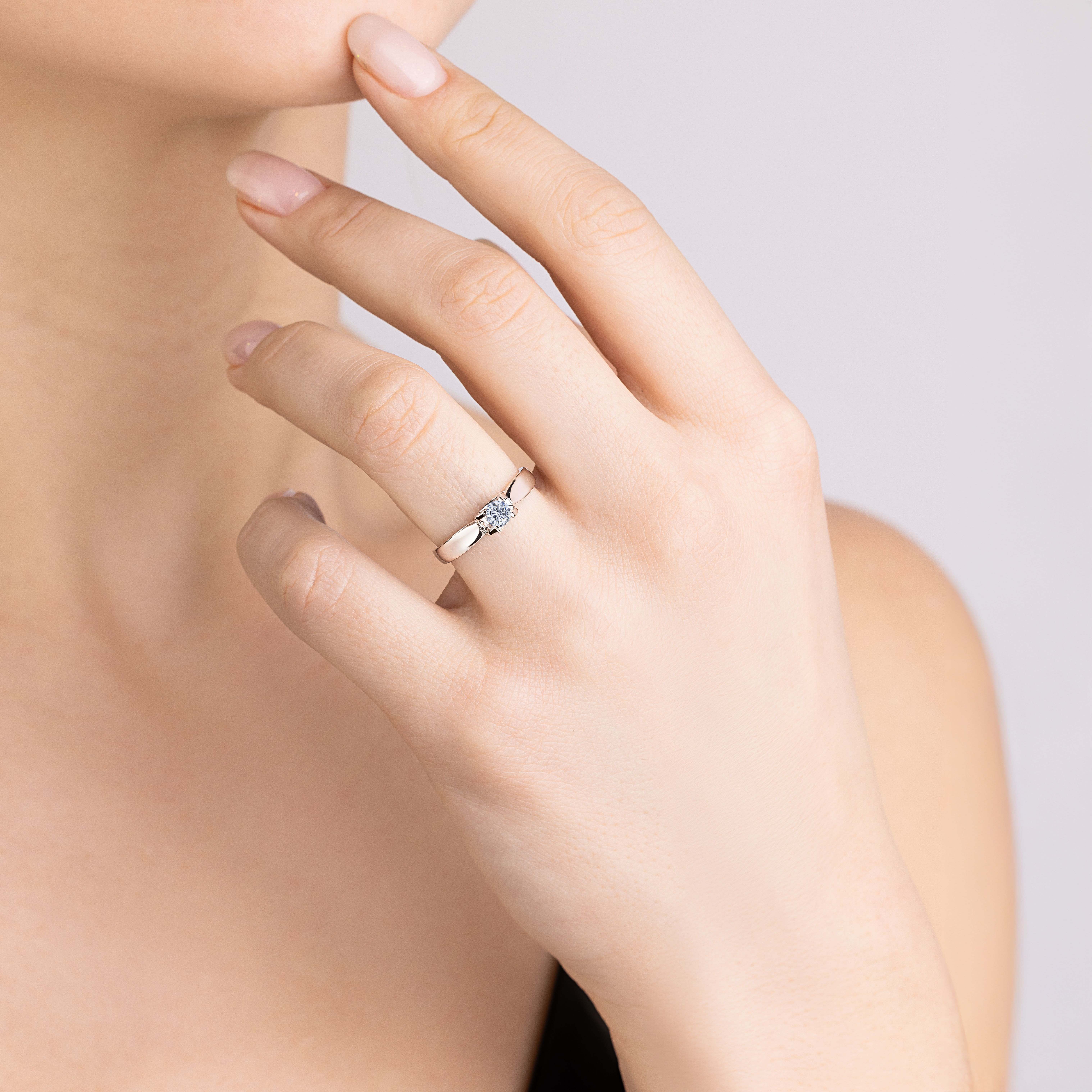 картинка Кольцо с бриллиантом из белого золота, 10494359