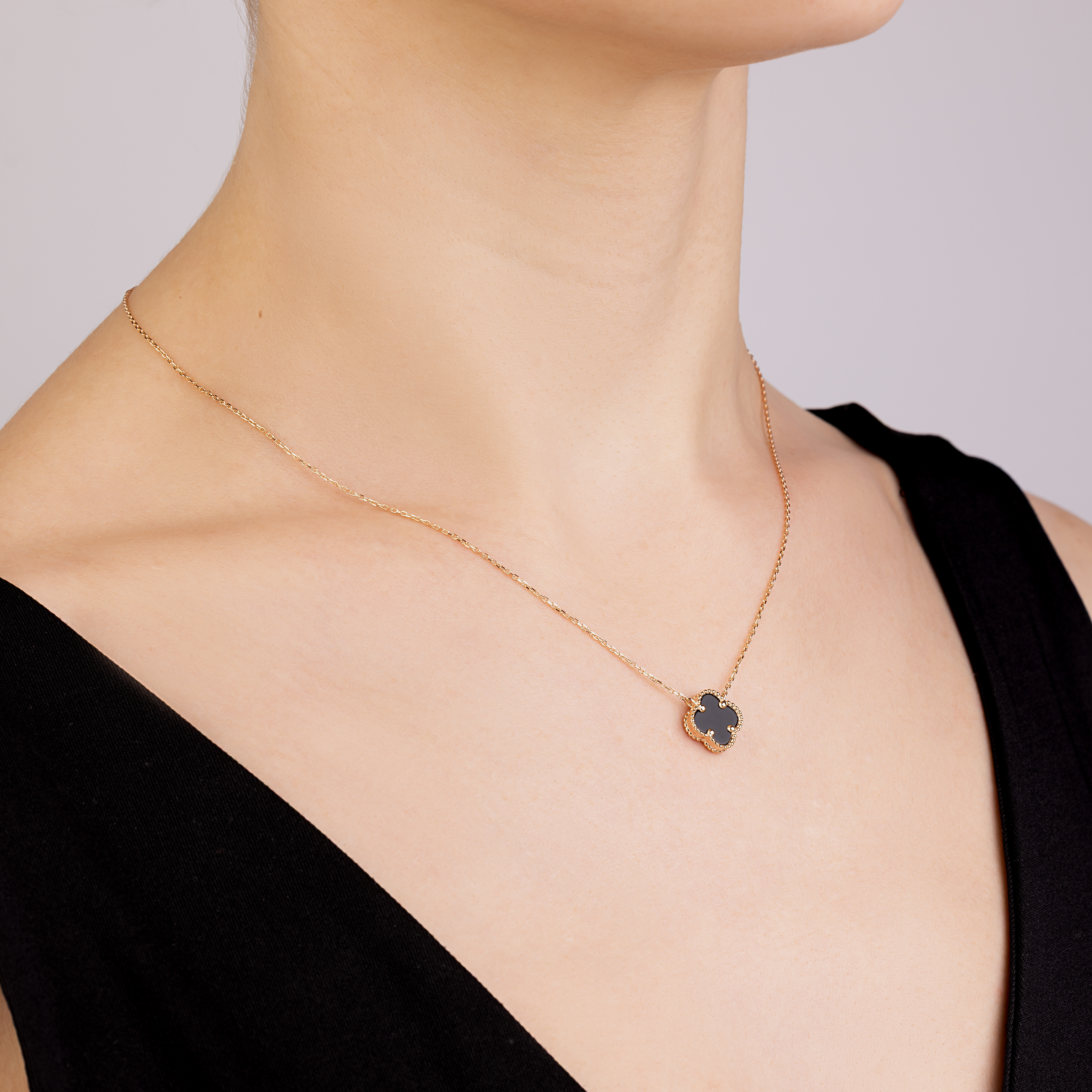 картинка Кольє "Конюшина" із червоного золота з оніксом, 10528899