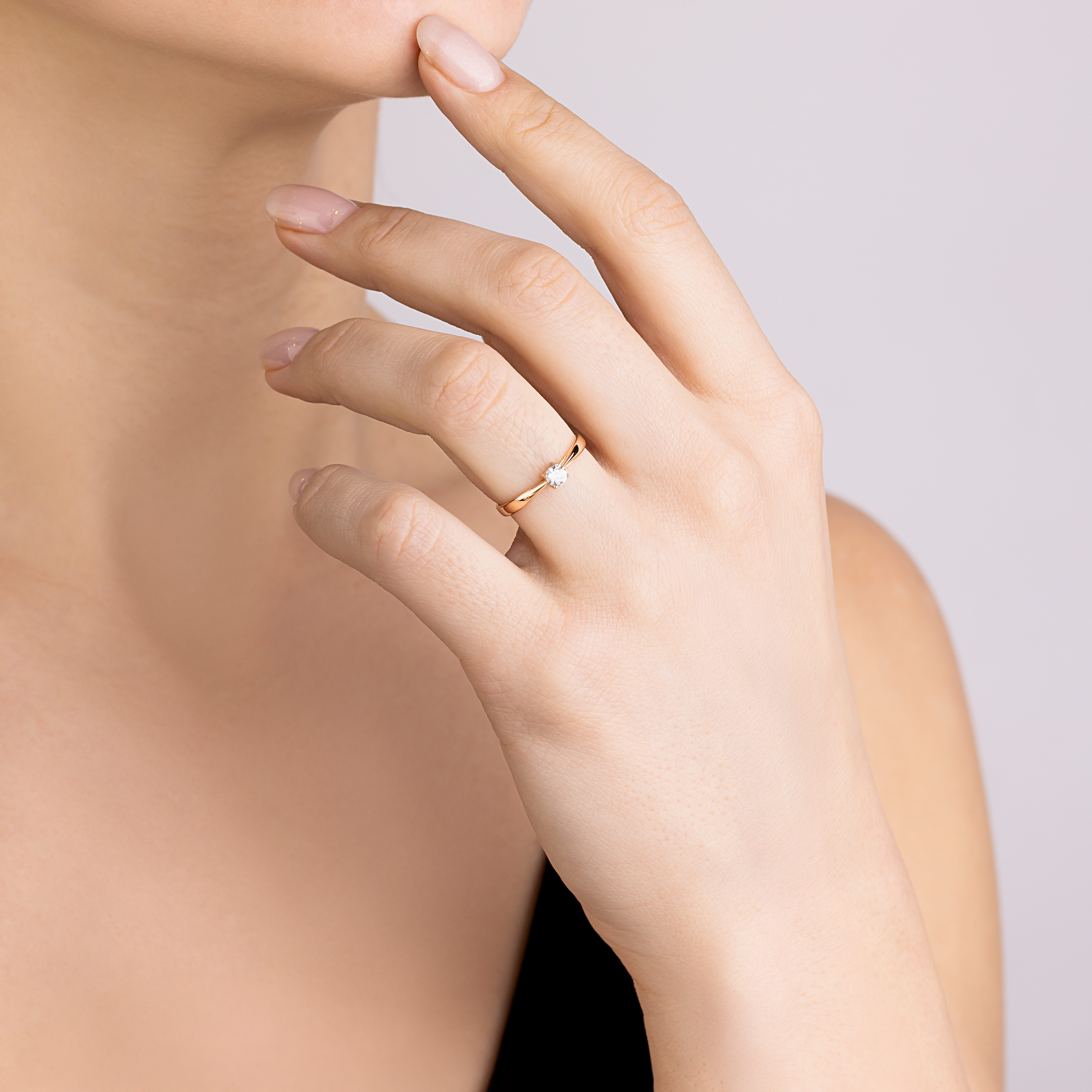 картинка Каблучка в червоному золоті з фіанітом, 10410198