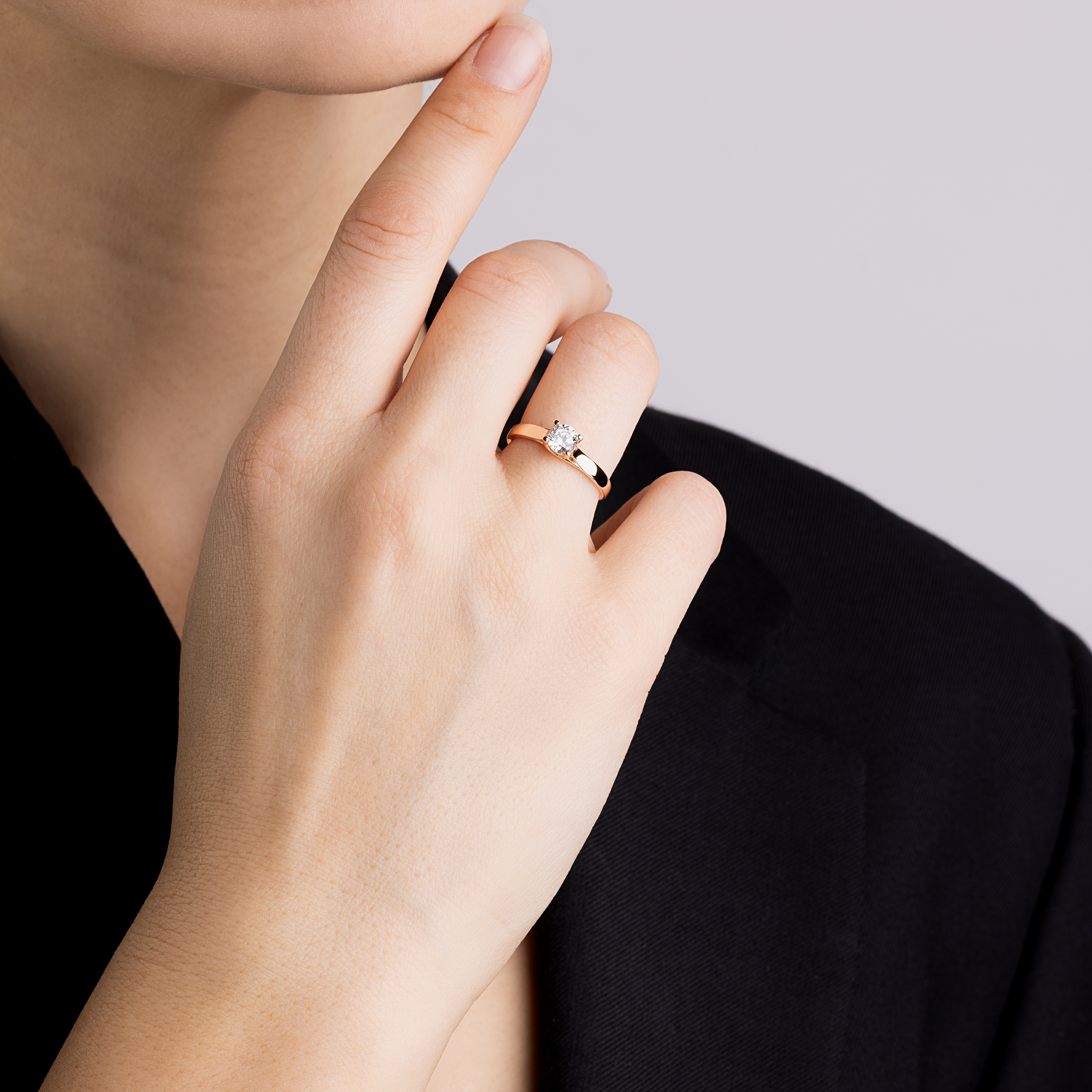 картинка Кольцо с фианитом из красного золота, 10417546